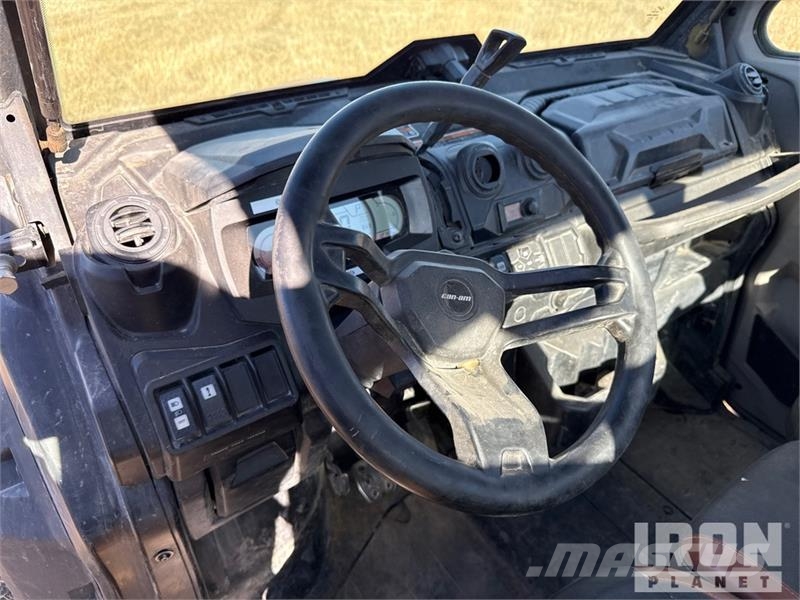 Can-am Defender 4x4 ATV Квадроциклы