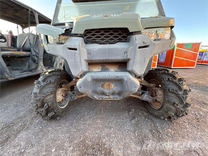Can-am Defender 4x4 Utility Vehicle Arbeitsfahrzeuge
