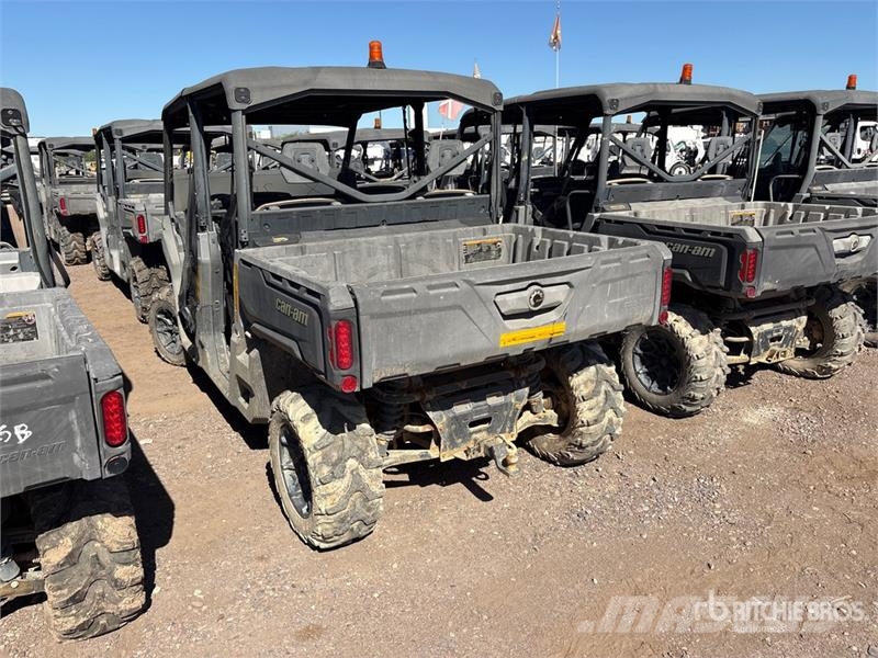 Can-am Defender 4x4 Utility Vehicle ماكينات منفعة عامة