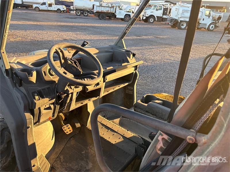 Can-am Defender 4x4 Utility Vehicle Arbeitsfahrzeuge