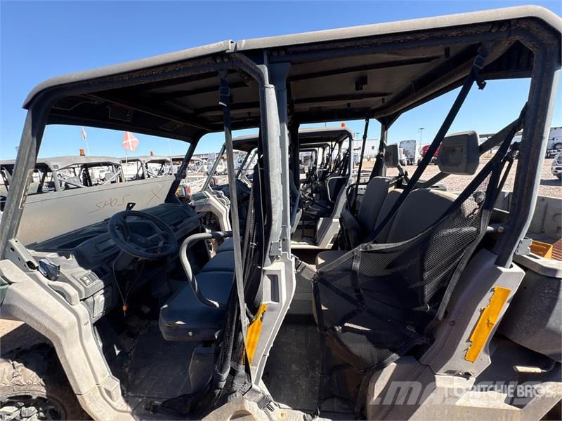 Can-am Defender 4x4 Utility Vehicle ماكينات منفعة عامة