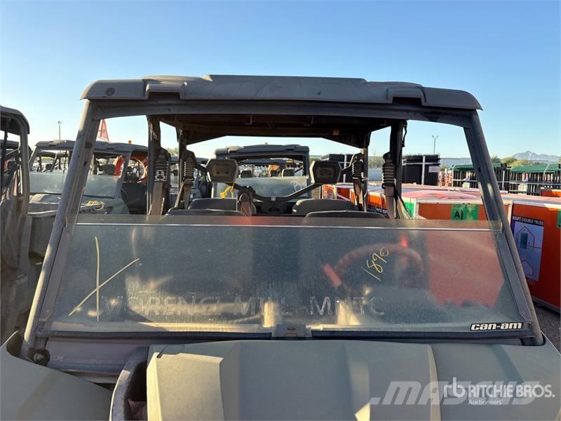 Can-am Defender 4x4 Utility Vehicle Arbeitsfahrzeuge
