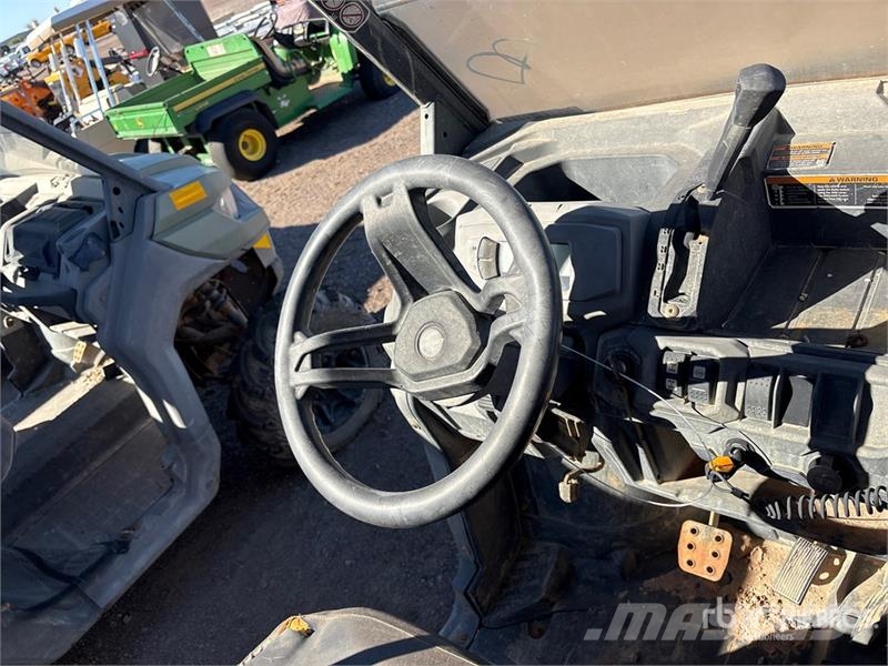 Can-am Defender 4x4 Utility Vehicle Utility machines