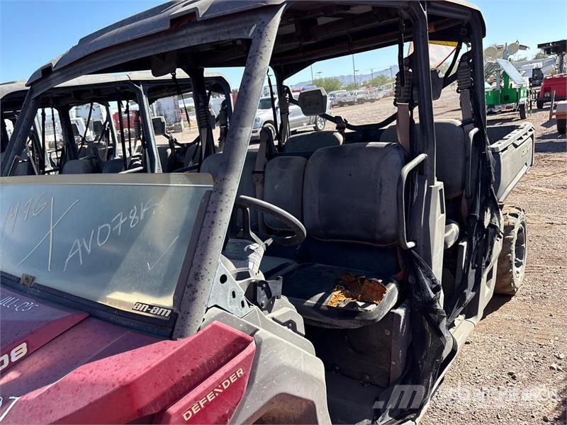 Can-am Defender 4x4 Utility Vehicle ماكينات منفعة عامة