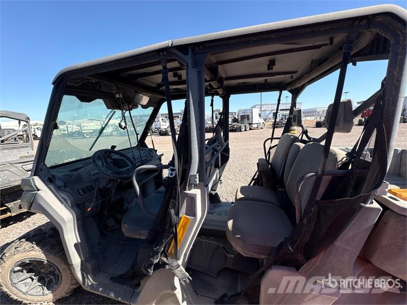 Can-am Defender 4x4 Utility Vehicle ماكينات منفعة عامة