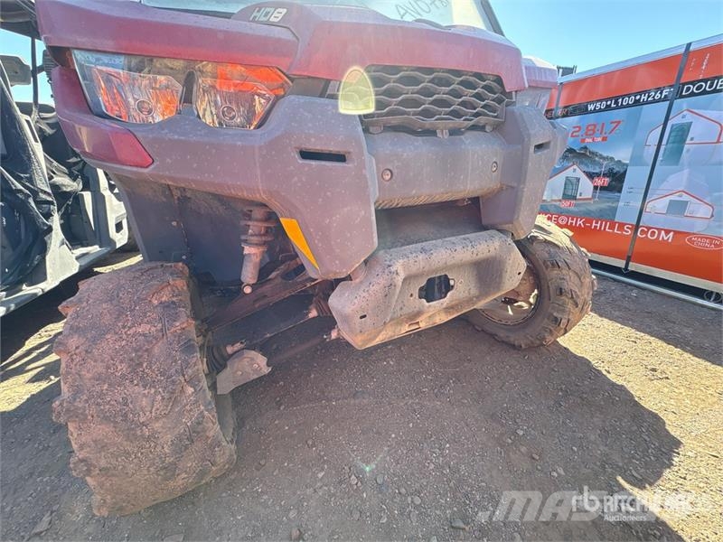Can-am Defender 4x4 Utility Vehicle ماكينات منفعة عامة
