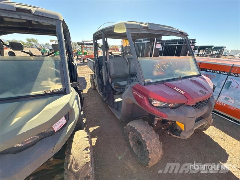 Can-am Defender 4x4 Utility Vehicle ماكينات منفعة عامة