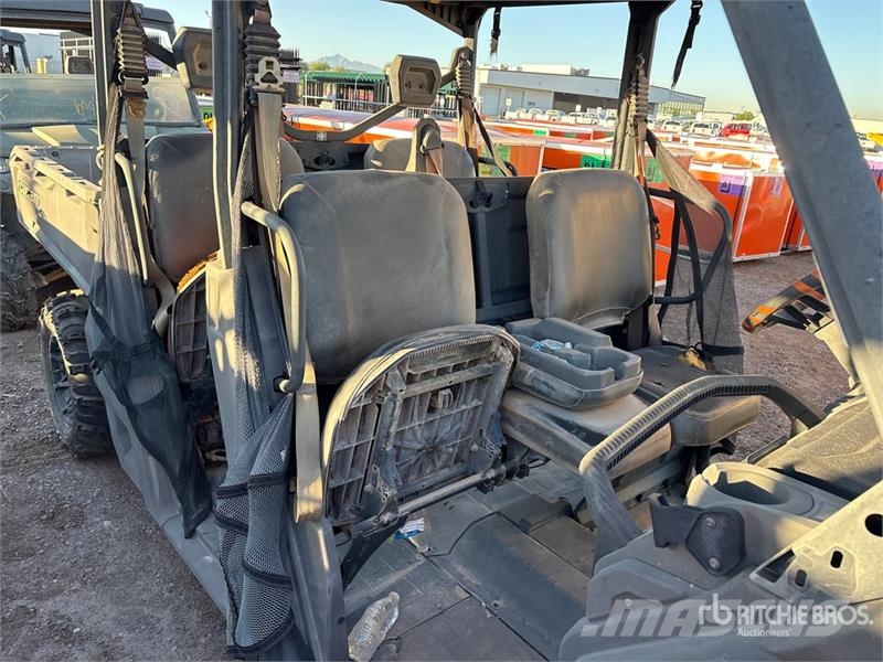 Can-am Defender 4x4 Utility Vehicle Arbeitsfahrzeuge