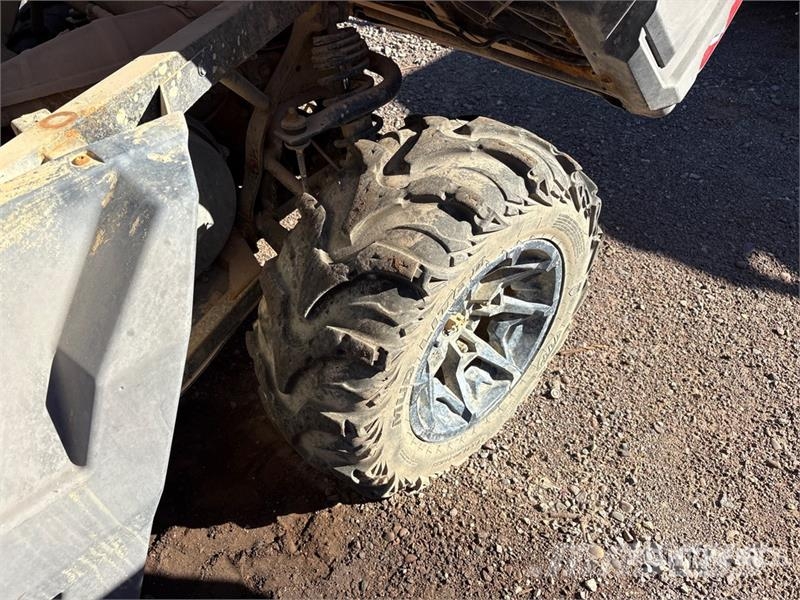 Can-am Defender 4x4 Utility Vehicle Utility machines