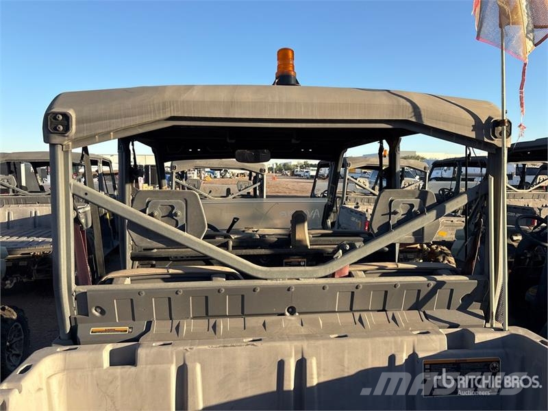 Can-am Defender 4x4 Utility Vehicle Arbeitsfahrzeuge