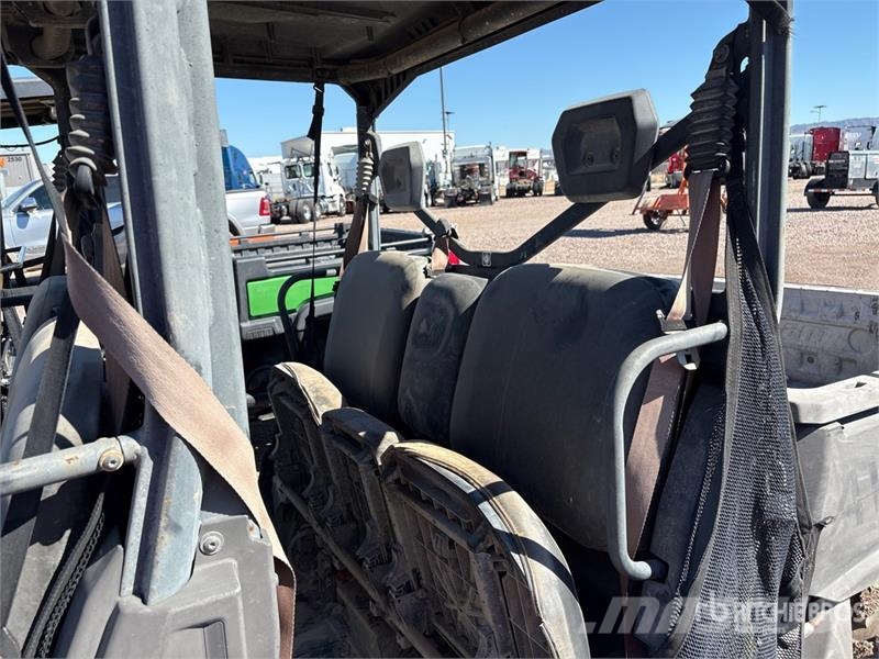 Can-am Defender 4x4 Utility Vehicle Pomoćne mašine