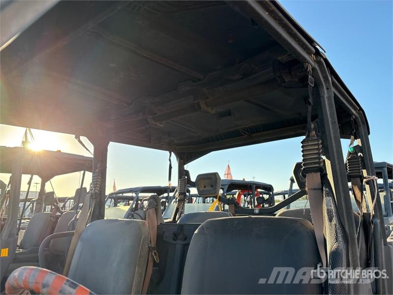 Can-am Defender 4x4 Utility Vehicle Arbeitsfahrzeuge