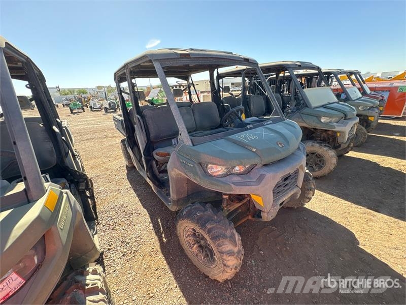 Can-am Defender 4x4 Utility Vehicle ماكينات منفعة عامة