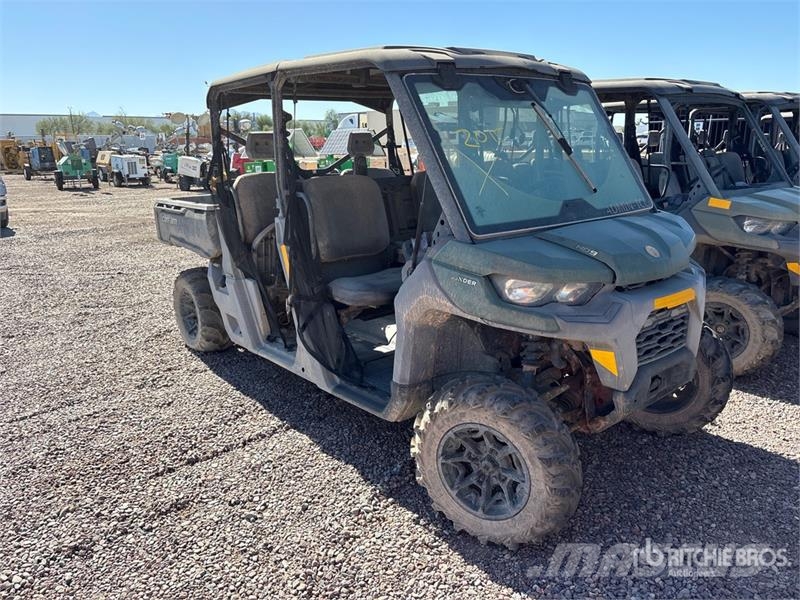 Can-am Defender 4x4 Utility Vehicle ماكينات منفعة عامة