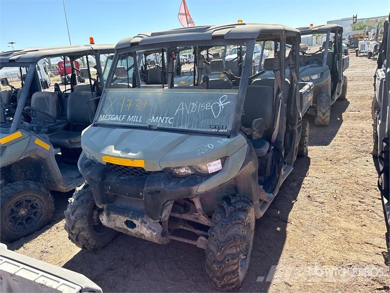 Can-am Defender 4x4 Utility Vehicle ماكينات منفعة عامة