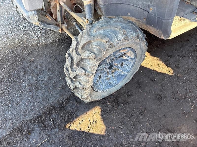 Can-am Defender 4x4 Utility Vehicle Utility machines