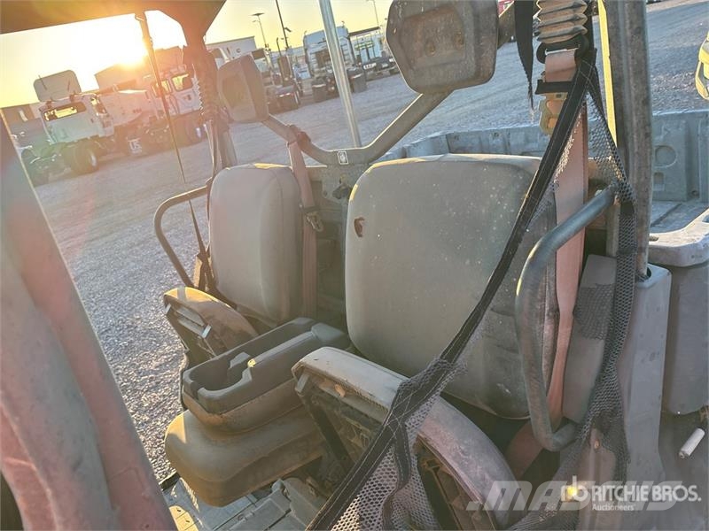 Can-am Defender 4x4 Utility Vehicle Arbeitsfahrzeuge