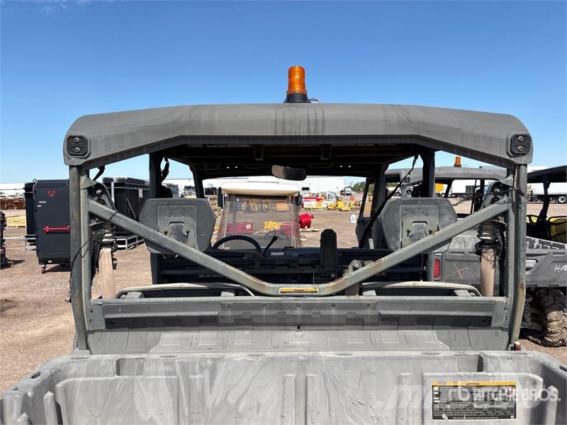 Can-am Defender 4x4 Utility Vehicle Pomoćne mašine