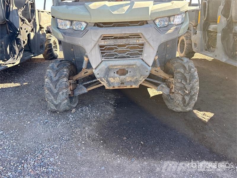 Can-am Defender 4x4 Utility Vehicle Utility machines