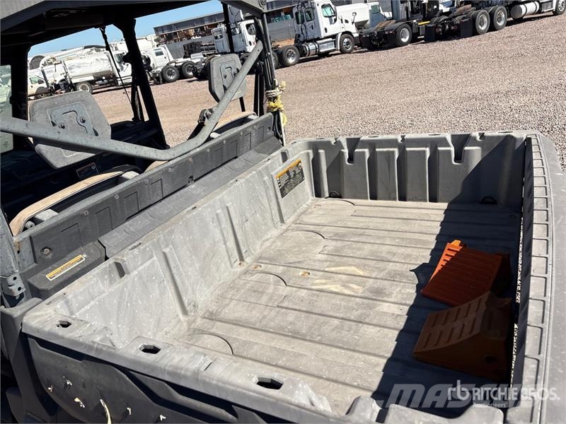 Can-am Defender 4x4 Utility Vehicle ماكينات منفعة عامة