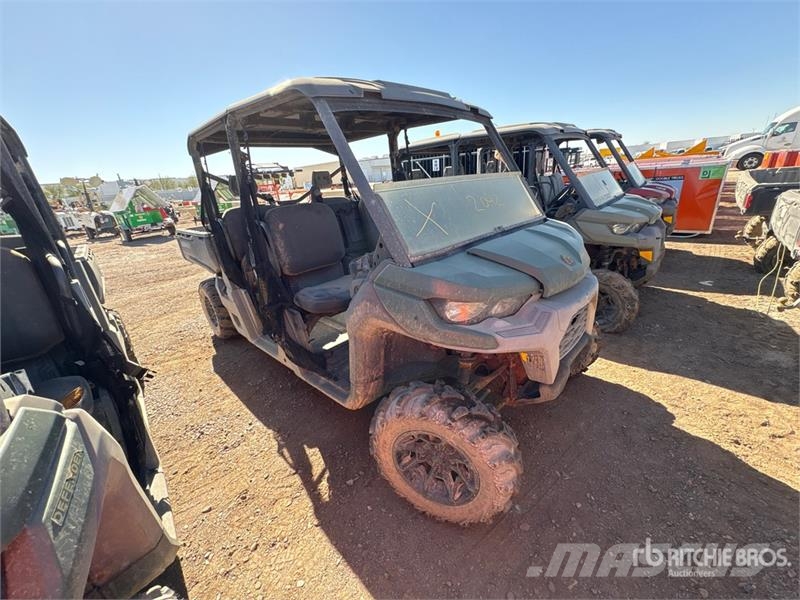 Can-am Defender 4x4 Utility Vehicle ماكينات منفعة عامة