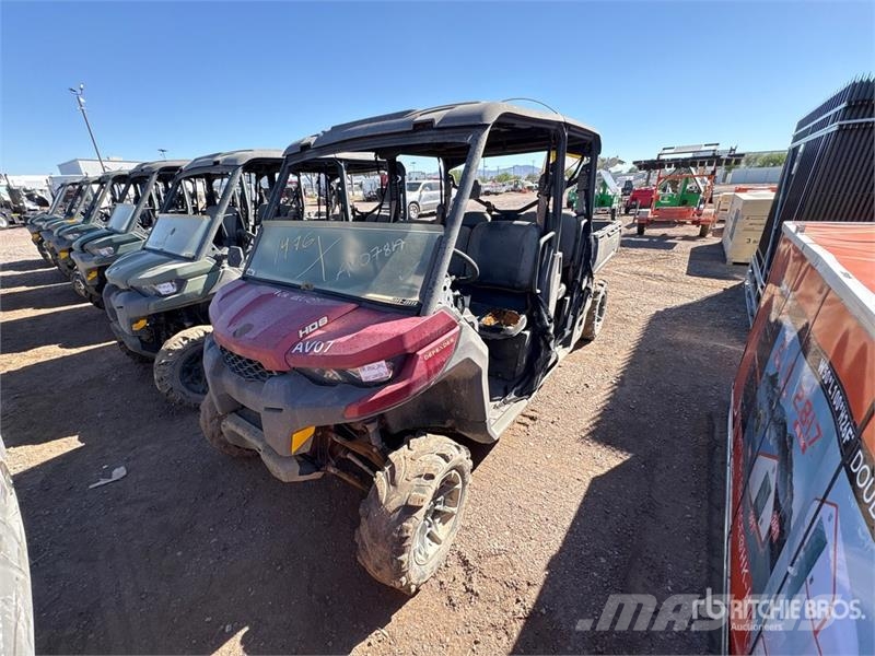 Can-am Defender 4x4 Utility Vehicle ماكينات منفعة عامة