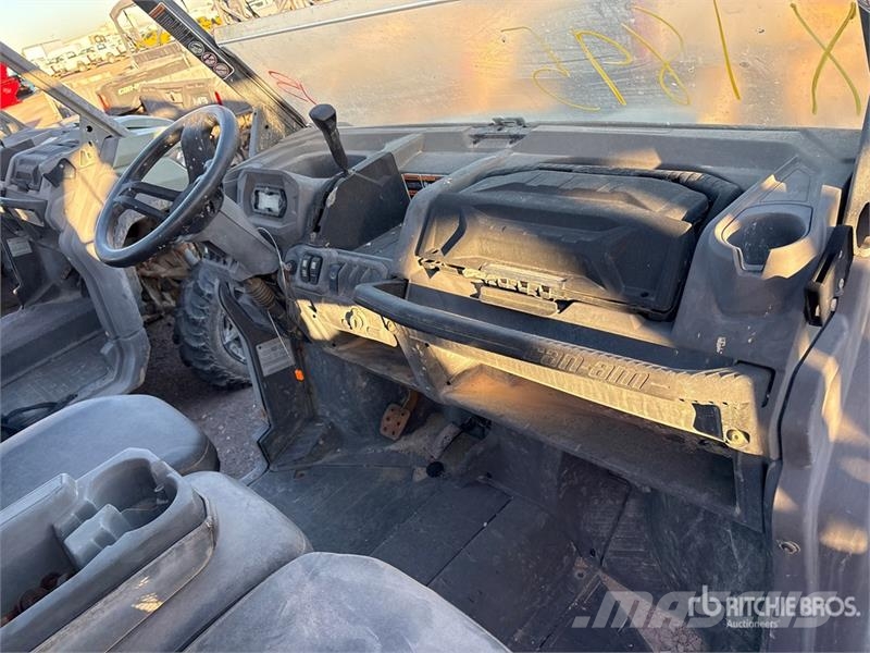 Can-am Defender 4x4 Utility Vehicle Arbeitsfahrzeuge
