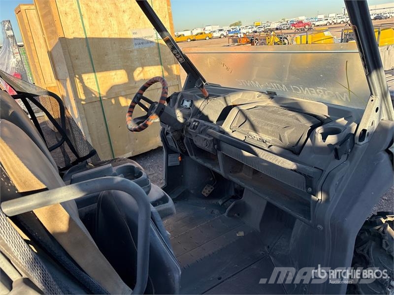 Can-am Defender 4x4 Utility Vehicle Arbeitsfahrzeuge