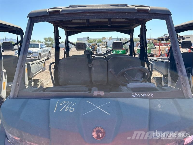 Can-am Defender 4x4 Utility Vehicle ماكينات منفعة عامة