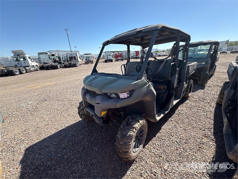 Can-am Defender 4x4 Utility Vehicle ماكينات منفعة عامة
