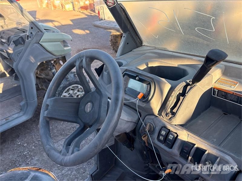 Can-am Defender 4x4 Utility Vehicle Arbeitsfahrzeuge