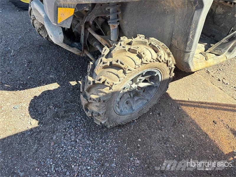Can-am Defender 4x4 Utility Vehicle Pomoćne mašine