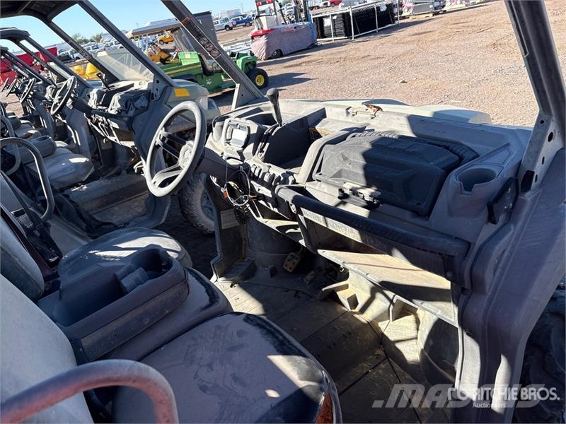 Can-am Defender 4x4 Utility Vehicle Utility machines