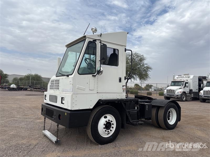 CARGOTEC 4x2 Spotter Truck Terminaltrekkers
