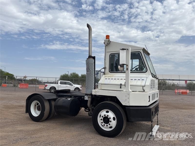 CARGOTEC 4x2 Spotter Truck Terminaltrekkers
