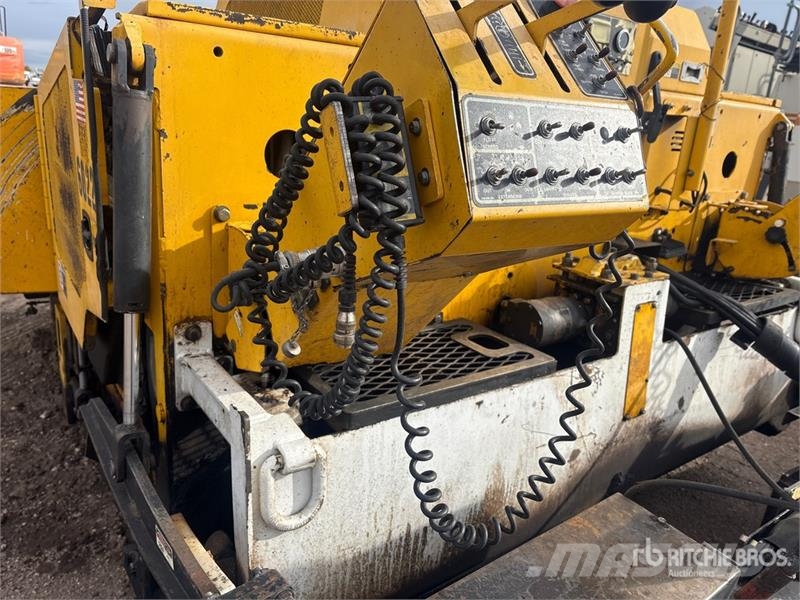 Carlson CP100 Track Asphalt Paver 아스팔트 포장장비