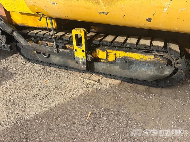 Carlson CP100 Track Asphalt Paver 아스팔트 포장장비