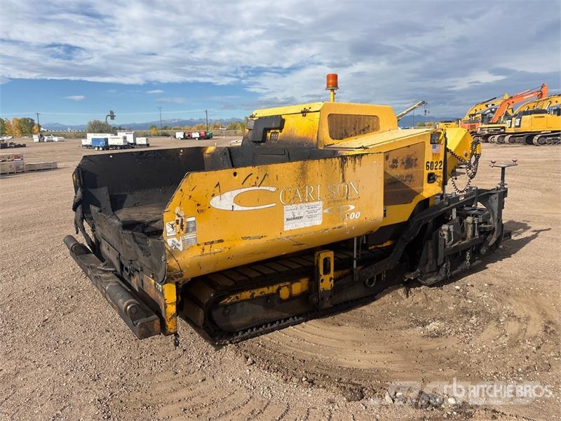 Carlson CP100 Track Asphalt Paver 아스팔트 포장장비