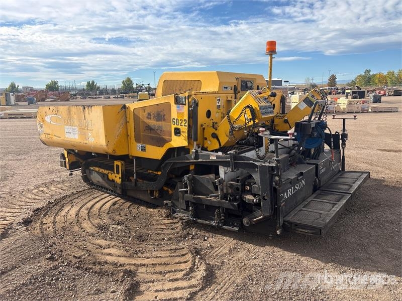 Carlson CP100 Track Asphalt Paver 아스팔트 포장장비