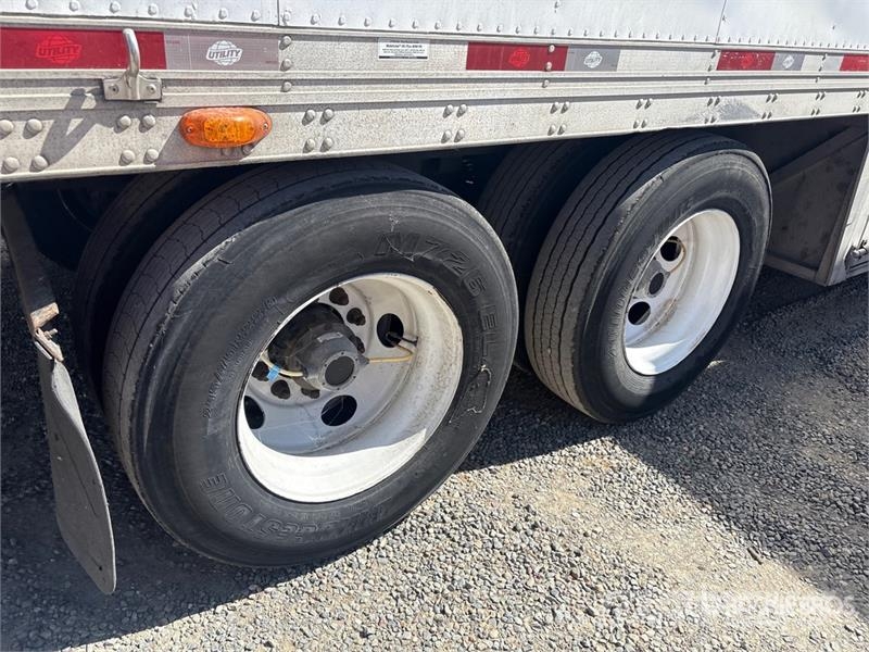 Carrier VS2RA 45 ft x 102 in T/A Refrigerated Trailer Piekabes ar temperatūras kontroli