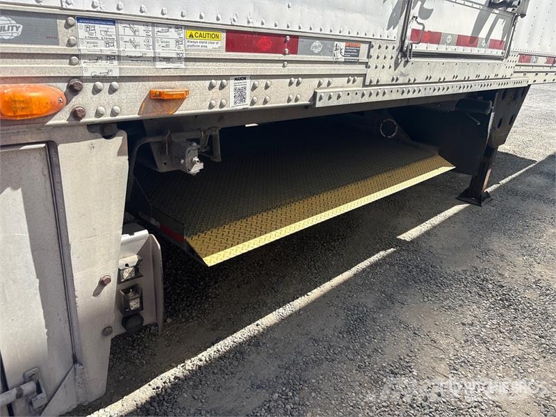 Carrier VS2RA 45 ft x 102 in T/A Refrigerated Trailer Piekabes ar temperatūras kontroli