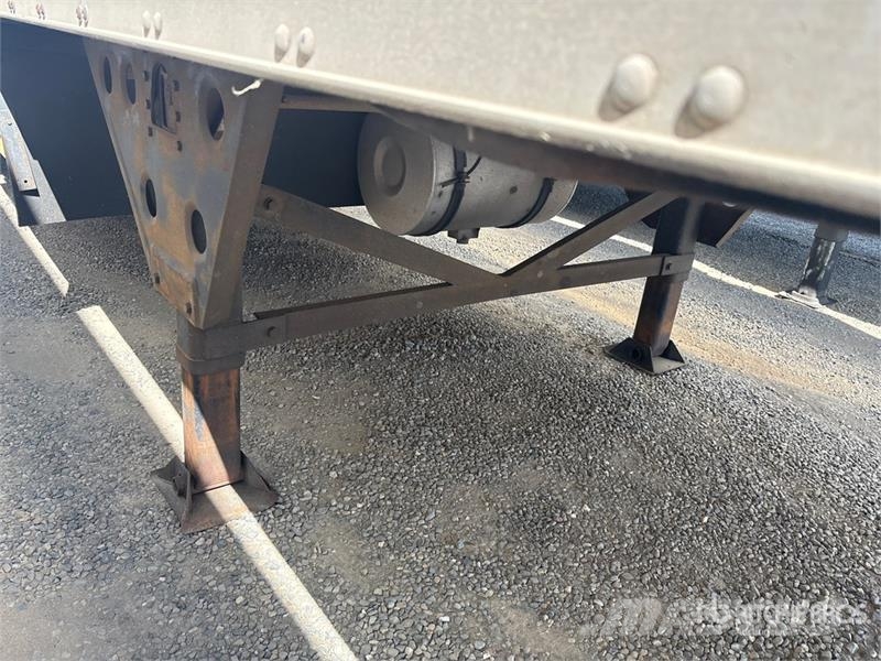 Carrier VS2RA 45 ft x 102 in T/A Refrigerated Trailer Piekabes ar temperatūras kontroli