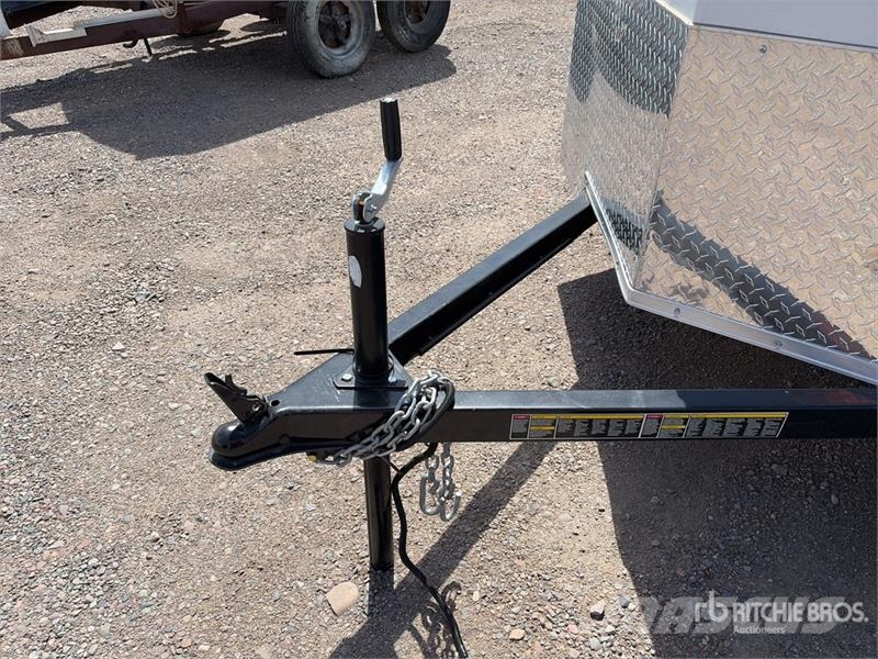  Carry-On 11 ft S/A Enclosed Trailer Прицепы-фургоны
