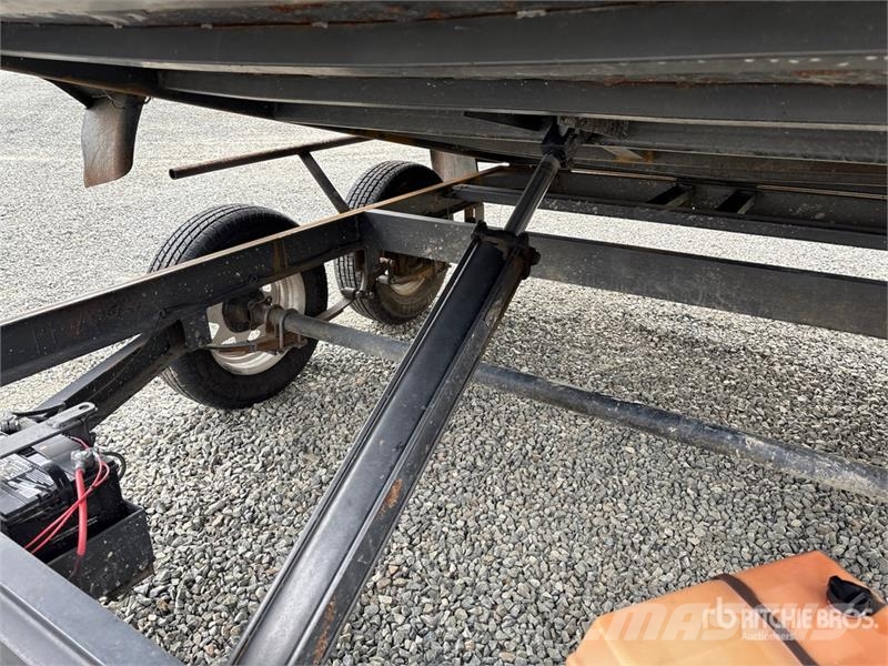 Carson 10 ft T/A End Dump Trailer Remorci basculante