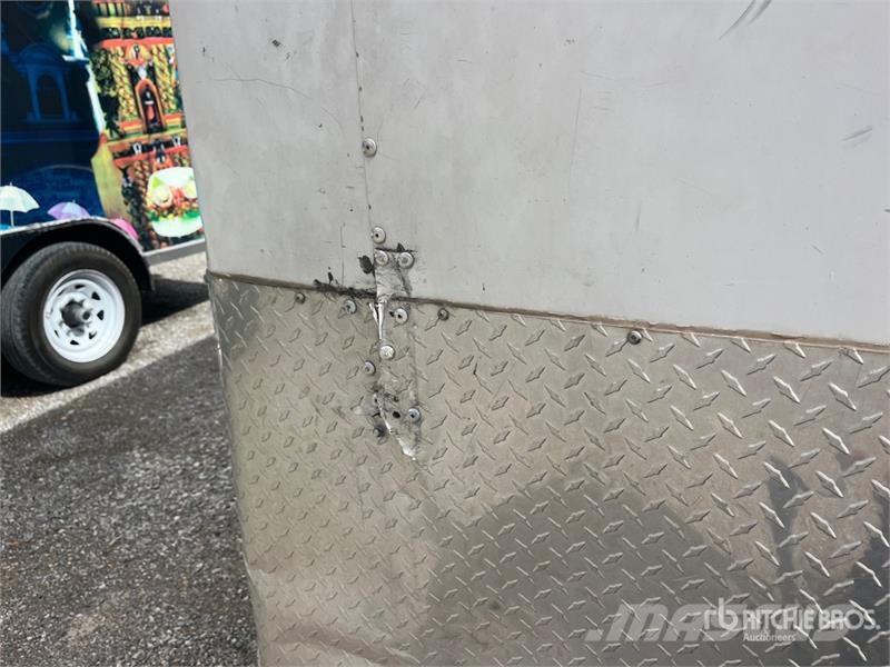 Carson 12 ft T/A Enclosed Trailer Prikolice zabojniki