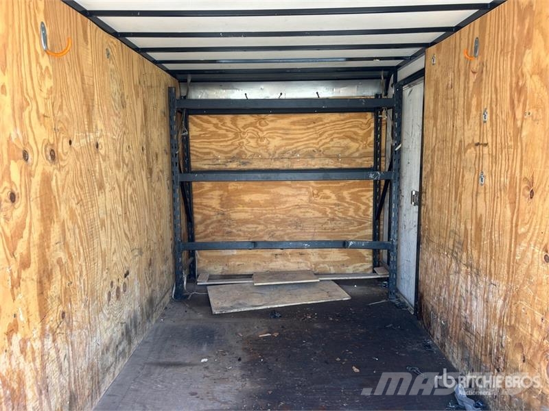 Carson 12 ft T/A Enclosed Trailer مقطورات ذات هيكل صندوقي