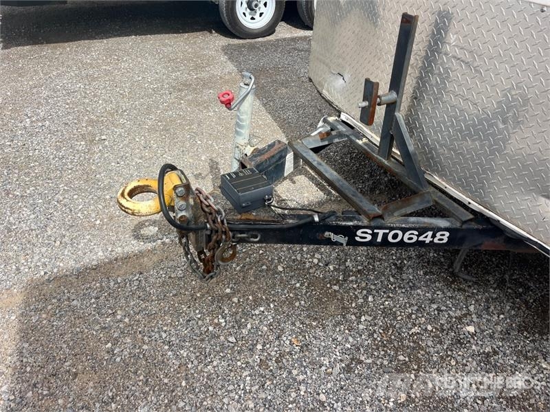 Carson 12 ft T/A Enclosed Trailer Prikolice zabojniki