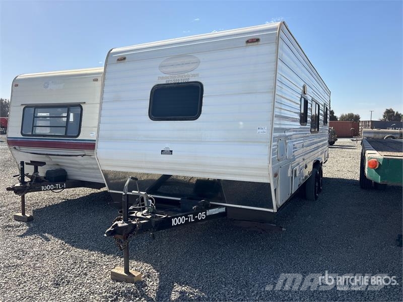Carson 25 ft T/A Travel Trailer Other trailers
