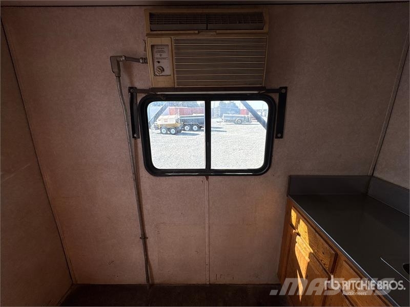 Carson 25 ft T/A Travel Trailer Other trailers