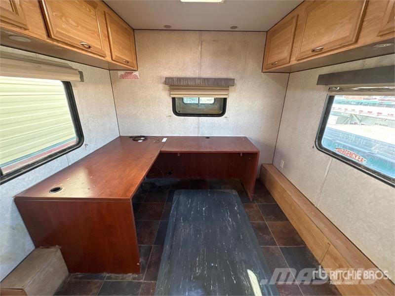 Carson 25 ft T/A Travel Trailer Other trailers
